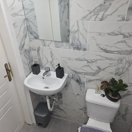 Anatolis Loft 1 *