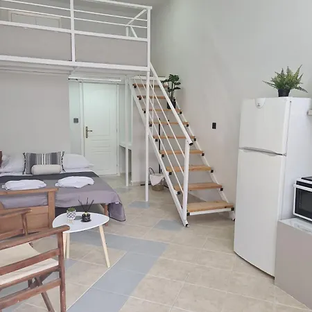 Anatolis Loft 1 Mola Kalyva